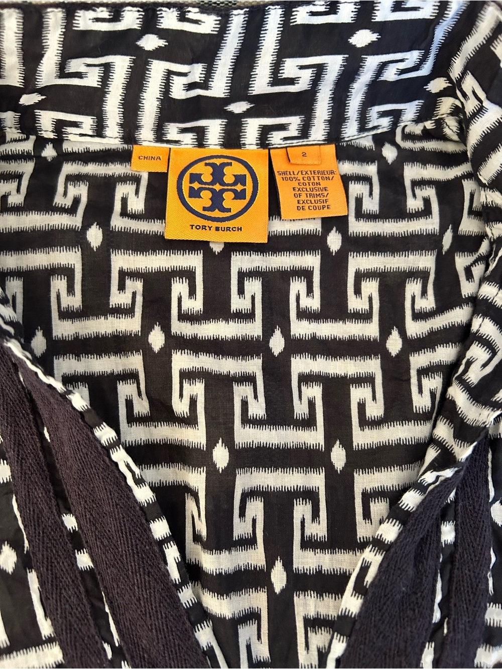 Tory Burch Black and White Geometric Tunic 2 - Picture 8 of 10